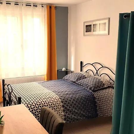 En Plein Centre Avec Parking アパート サントメール