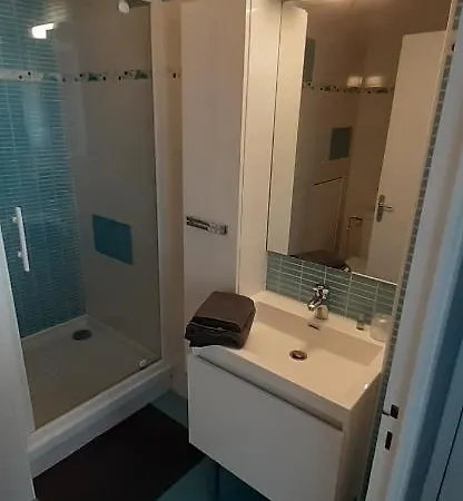 En Plein Centre Avec Parking *